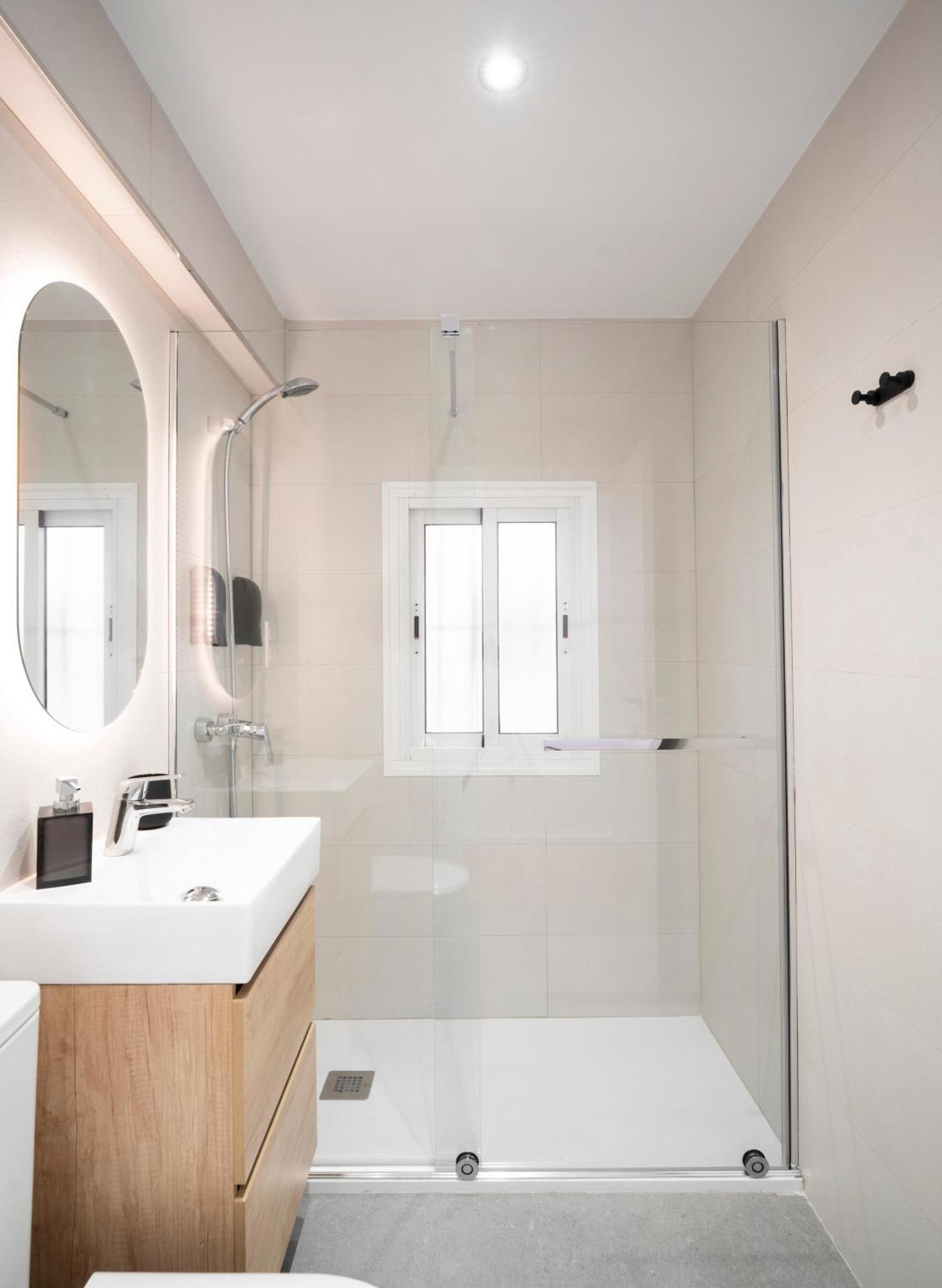 Ronda Suites Junto Estacion Tren Y Hospitales Γρανάδα Εξωτερικό φωτογραφία